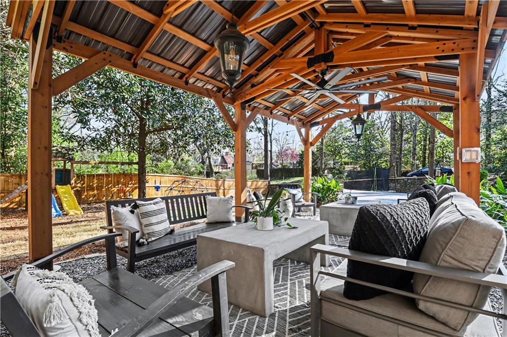 1137 Briarcliff Road NE