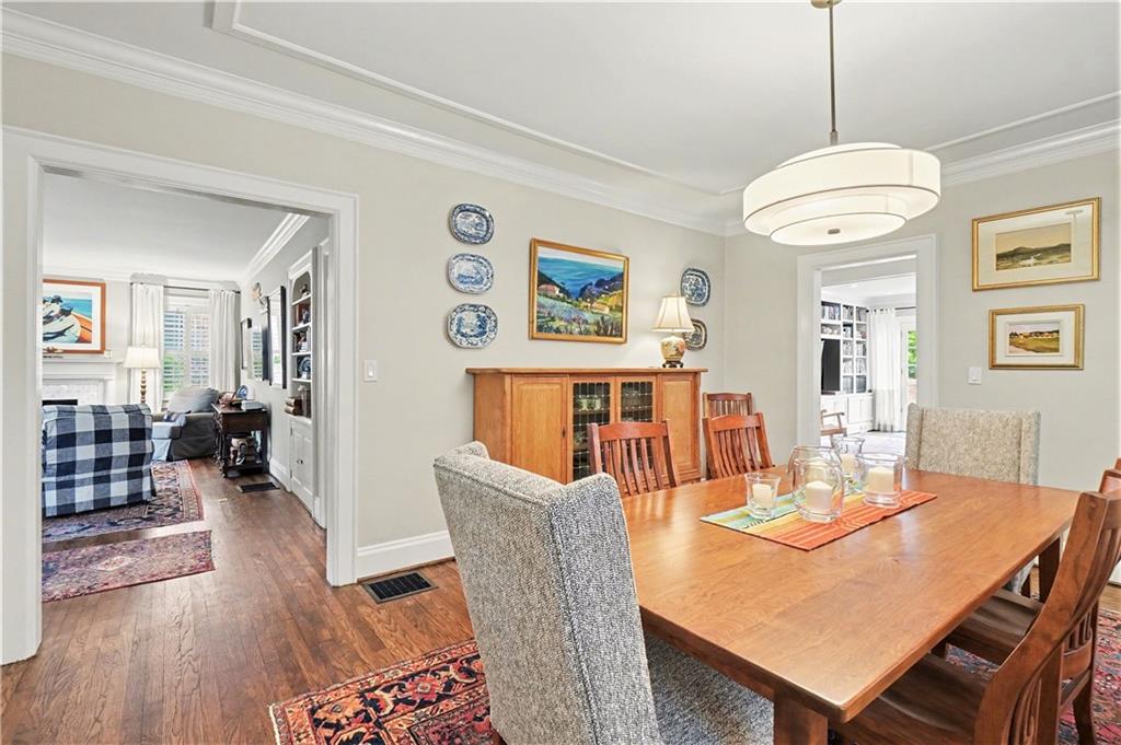 1528 N Highland Avenue NE Avenue