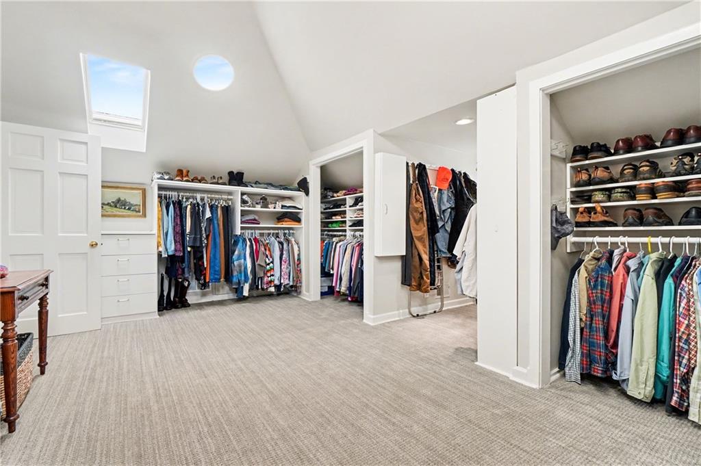 1528 N Highland Avenue NE Avenue