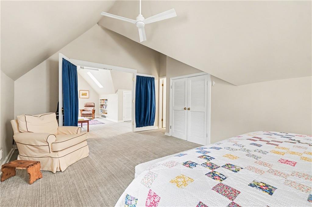 1528 N Highland Avenue NE Avenue