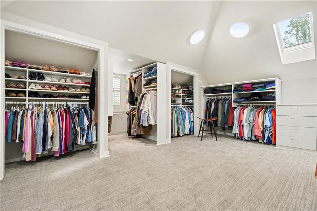 1528 N Highland Avenue NE Avenue