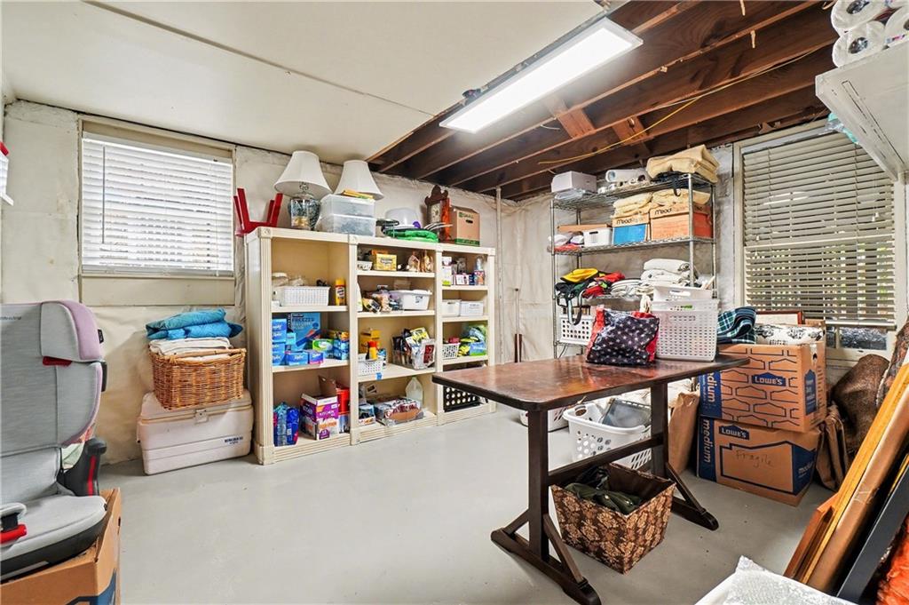 1528 N Highland Avenue NE Avenue