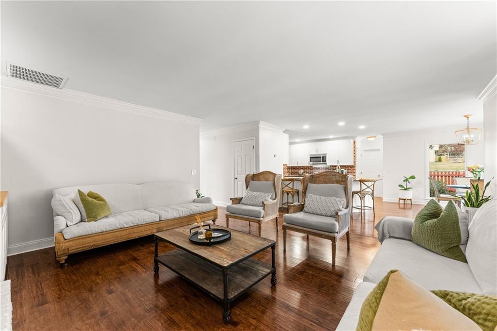 6505 Dressage Crossing