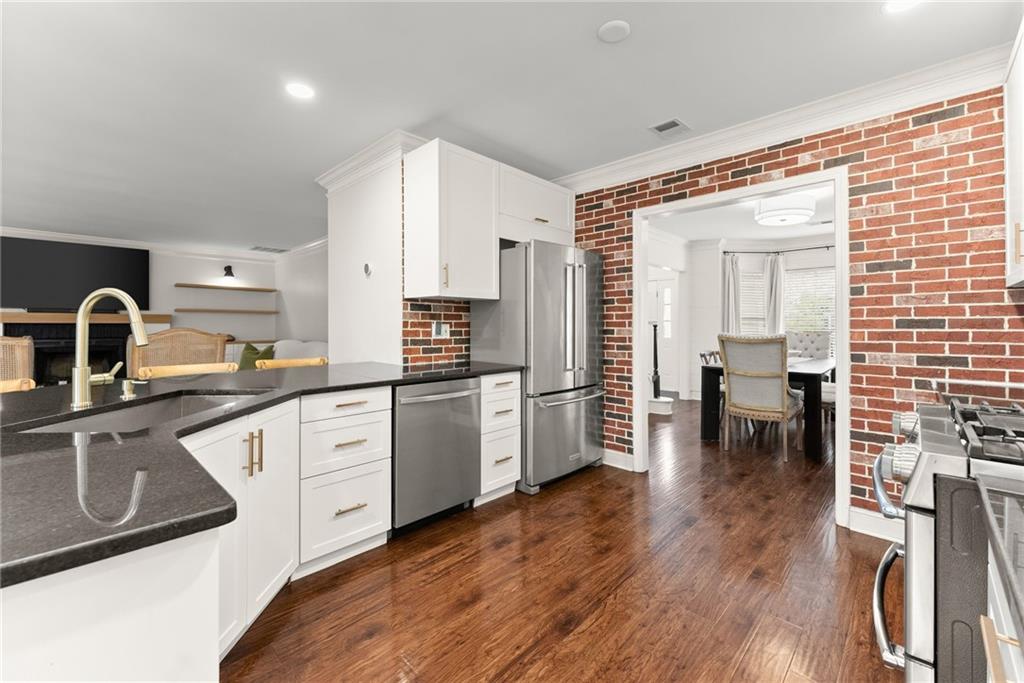 6505 Dressage Crossing