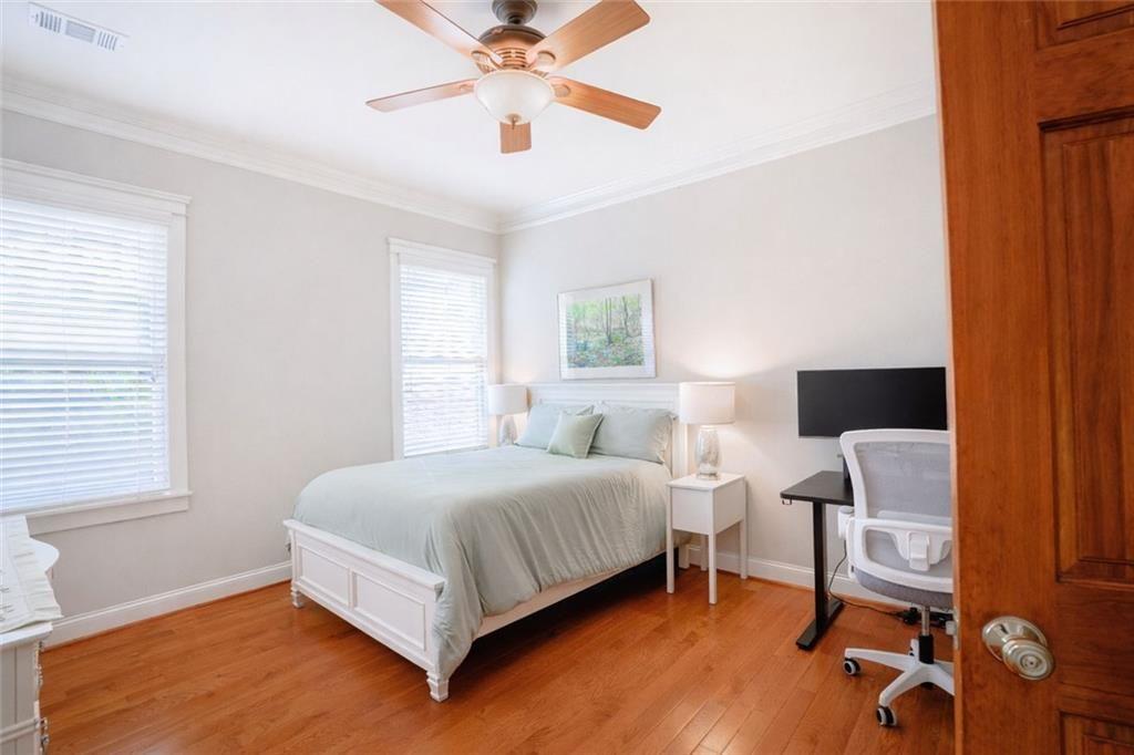 1315 Sylvan Circle NE