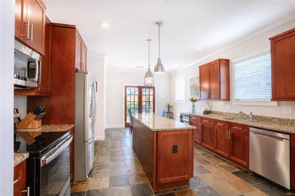 1315 Sylvan Circle NE