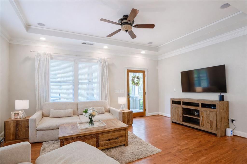 1315 Sylvan Circle NE