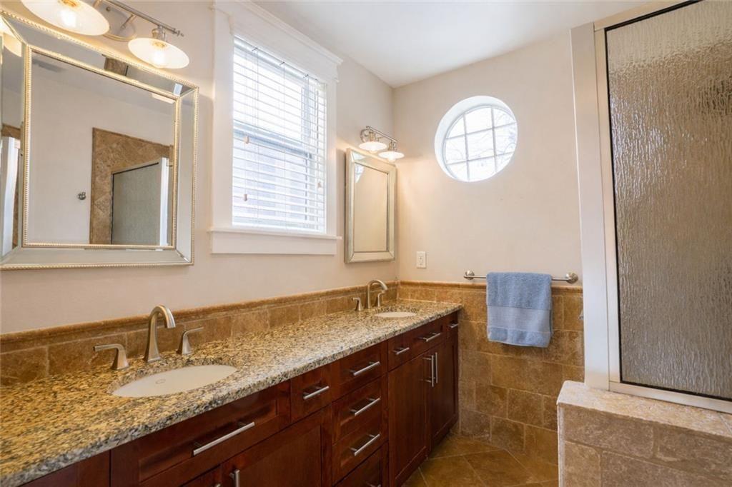 1315 Sylvan Circle NE