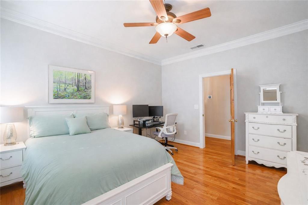 1315 Sylvan Circle NE