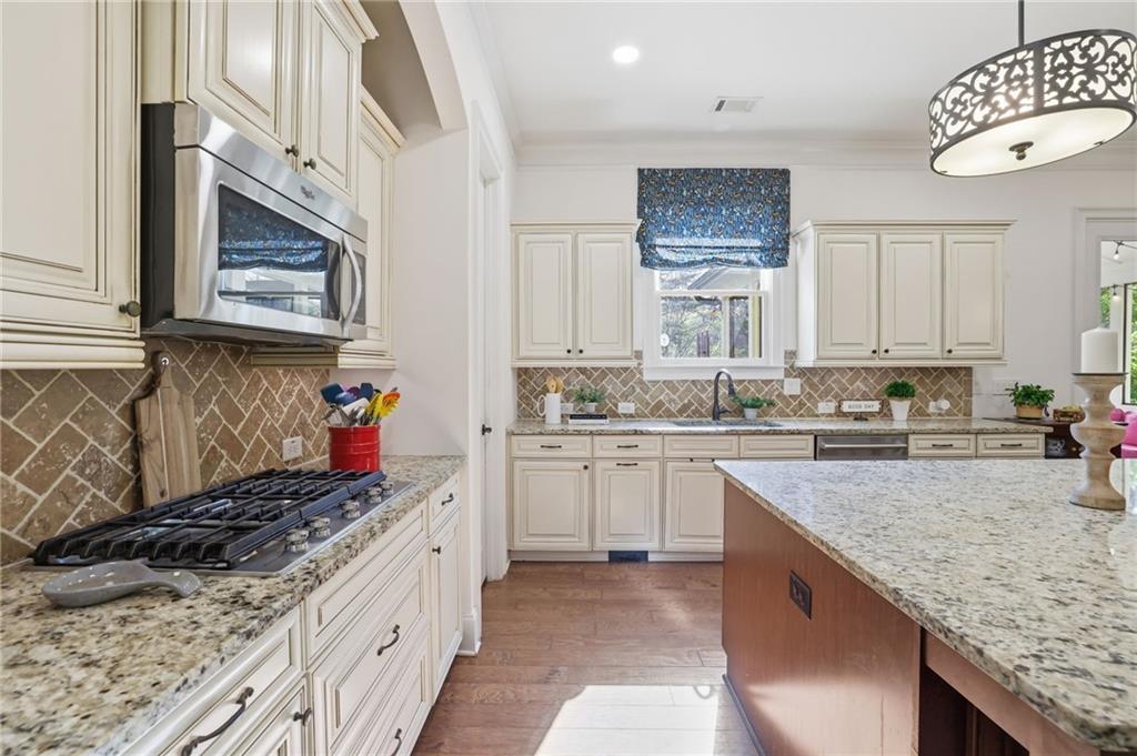 1345 Park Royal Drive NW