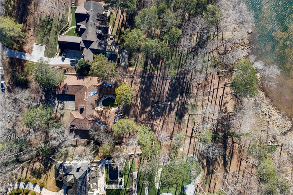 9355 Huntcliff Trace