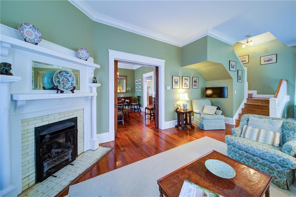 484 Broyles Street SE