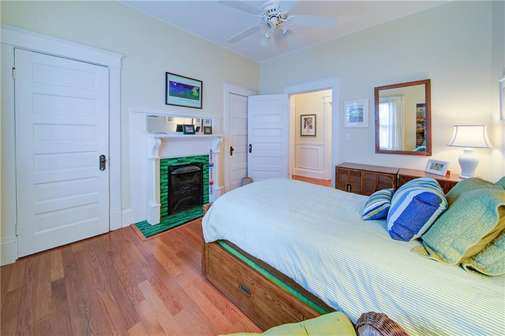 484 Broyles Street SE