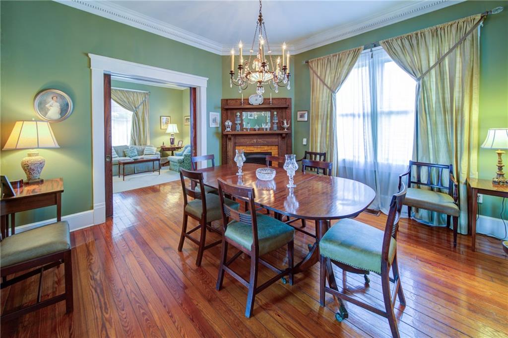 484 Broyles Street SE