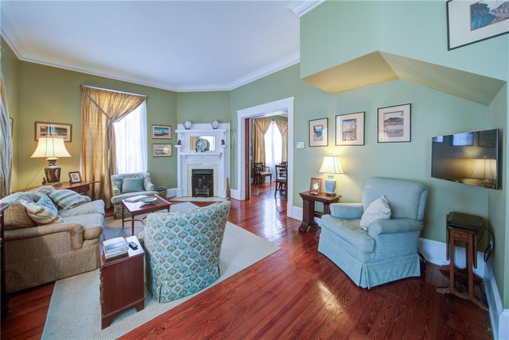 484 Broyles Street SE