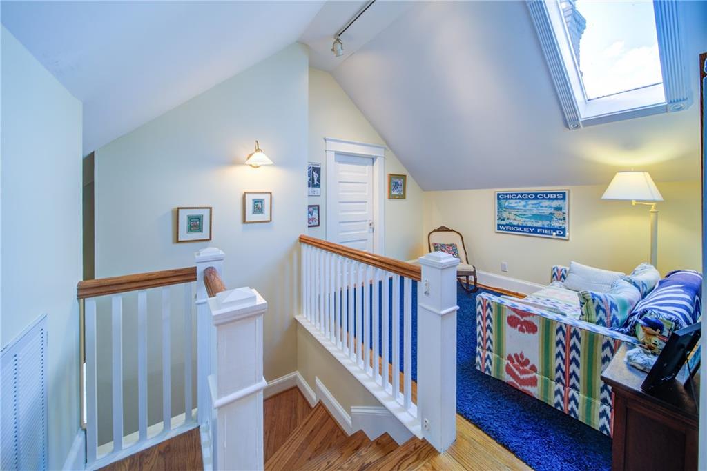 484 Broyles Street SE