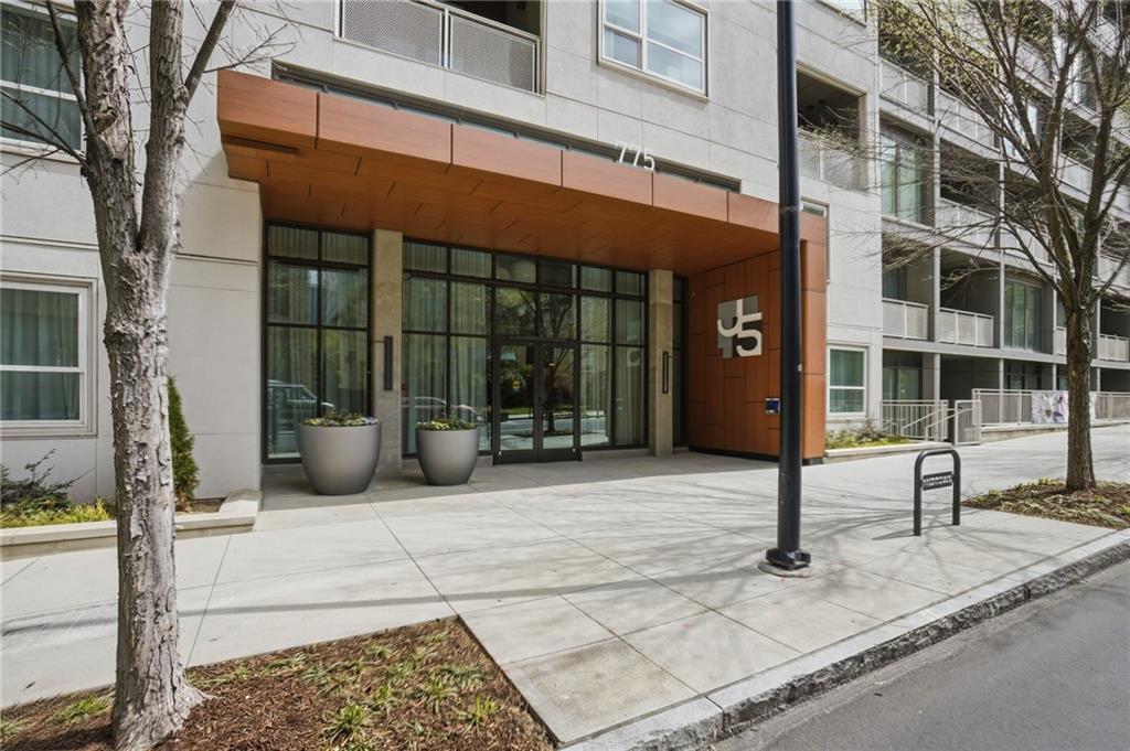 775 Juniper Street NE Unit 322