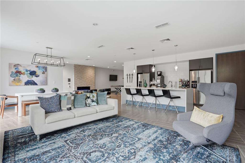 775 Juniper Street NE Unit 322