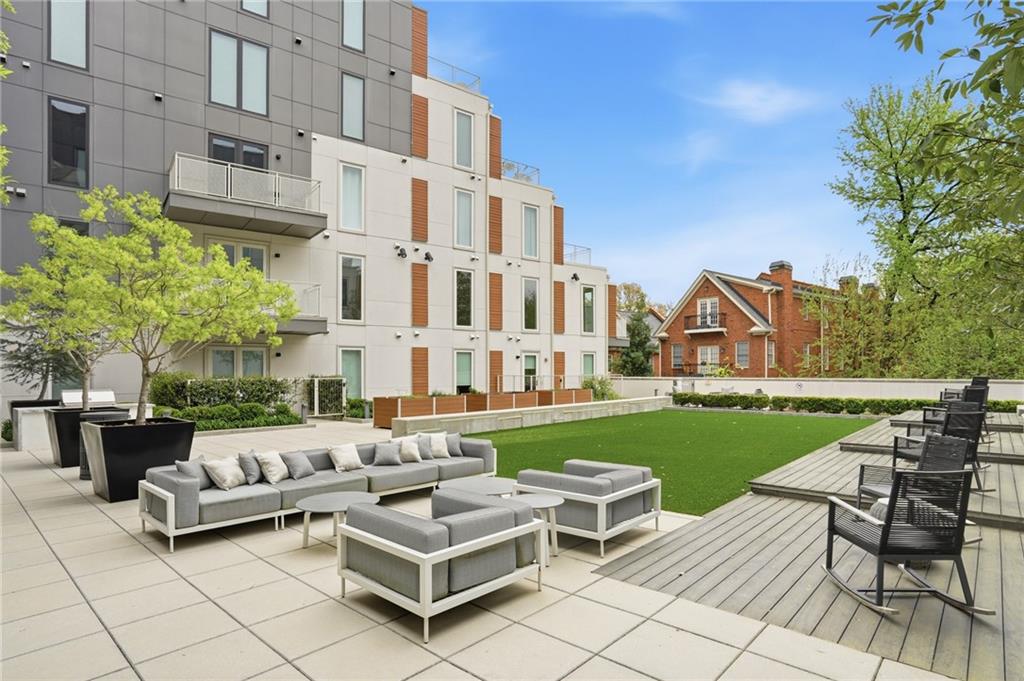 775 Juniper Street NE Unit 322