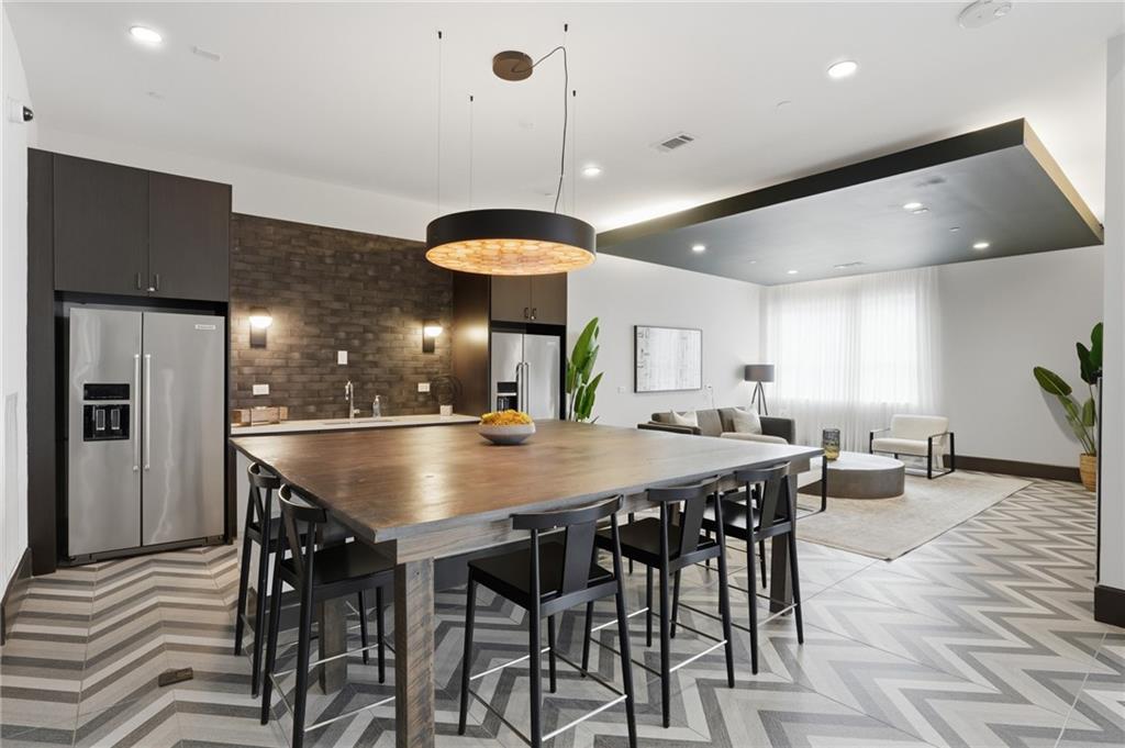 775 Juniper Street NE Unit 322