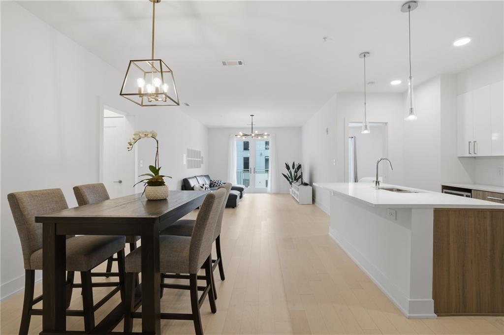 775 Juniper Street NE Unit 322