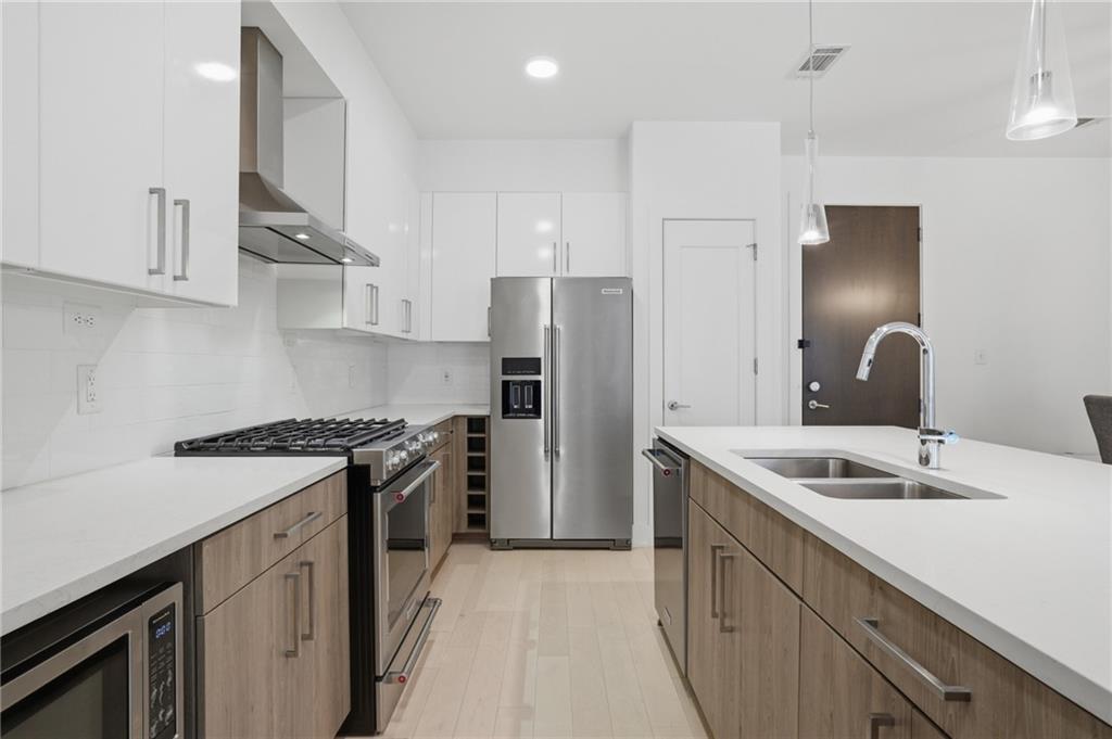 775 Juniper Street NE Unit 322