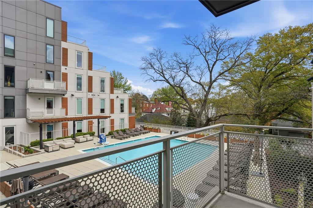 775 Juniper Street NE Unit 322