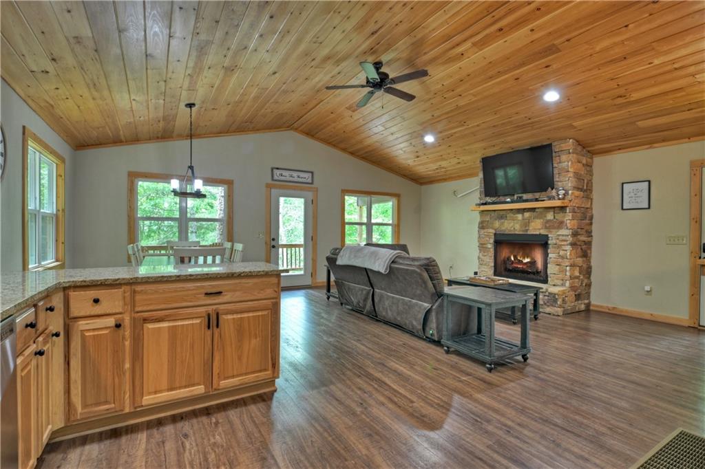 298 Spindrift Court