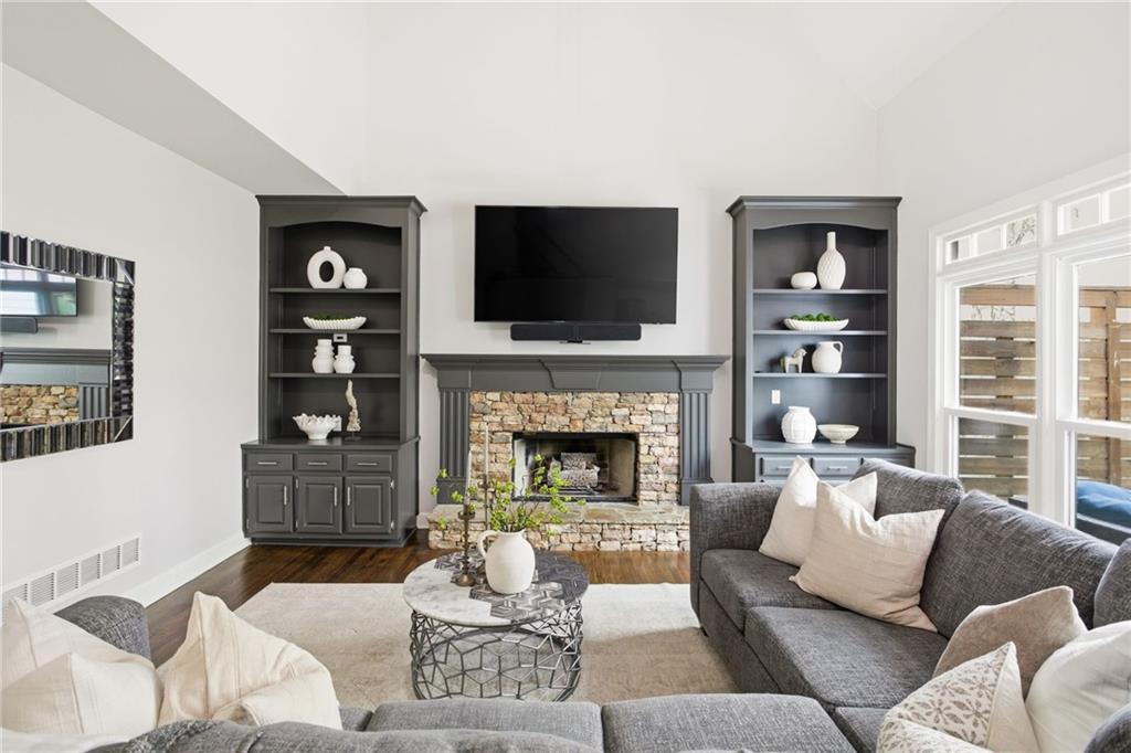 5335 Cottage Farm Road