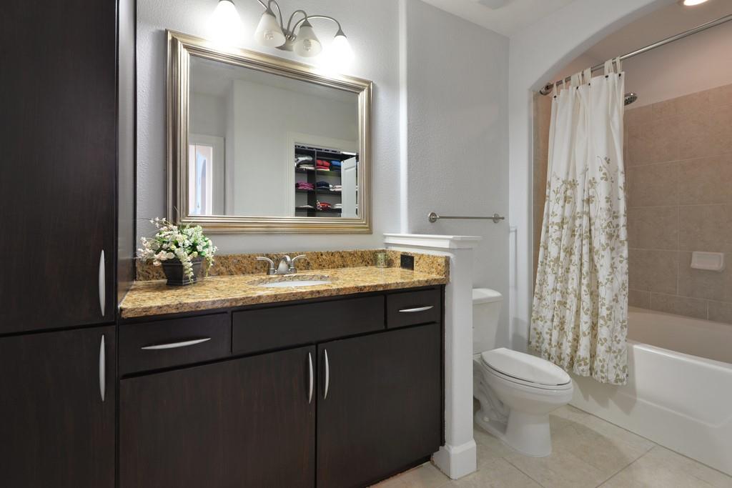 3445 Stratford Road NE Unit 2404