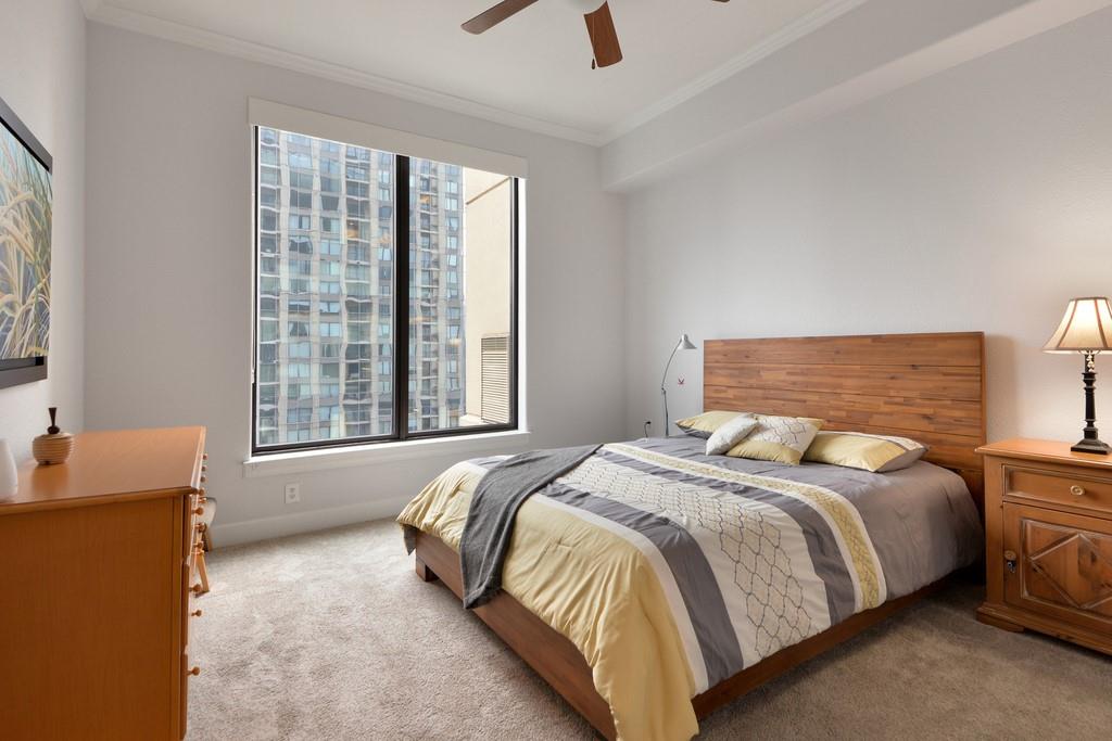 3445 Stratford Road NE Unit 2404