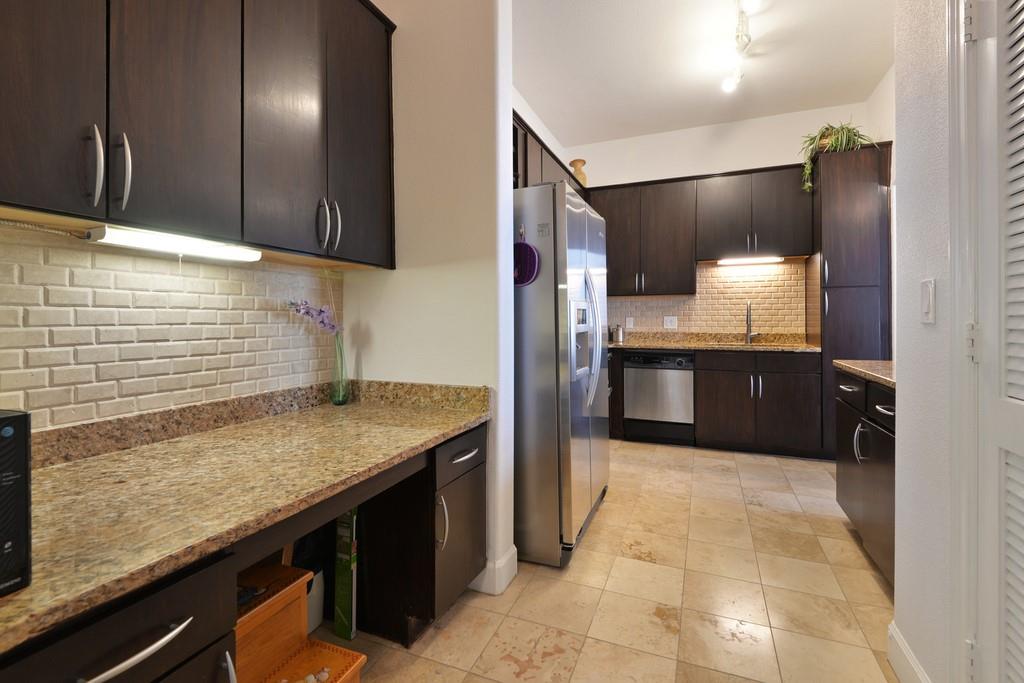 3445 Stratford Road NE Unit 2404