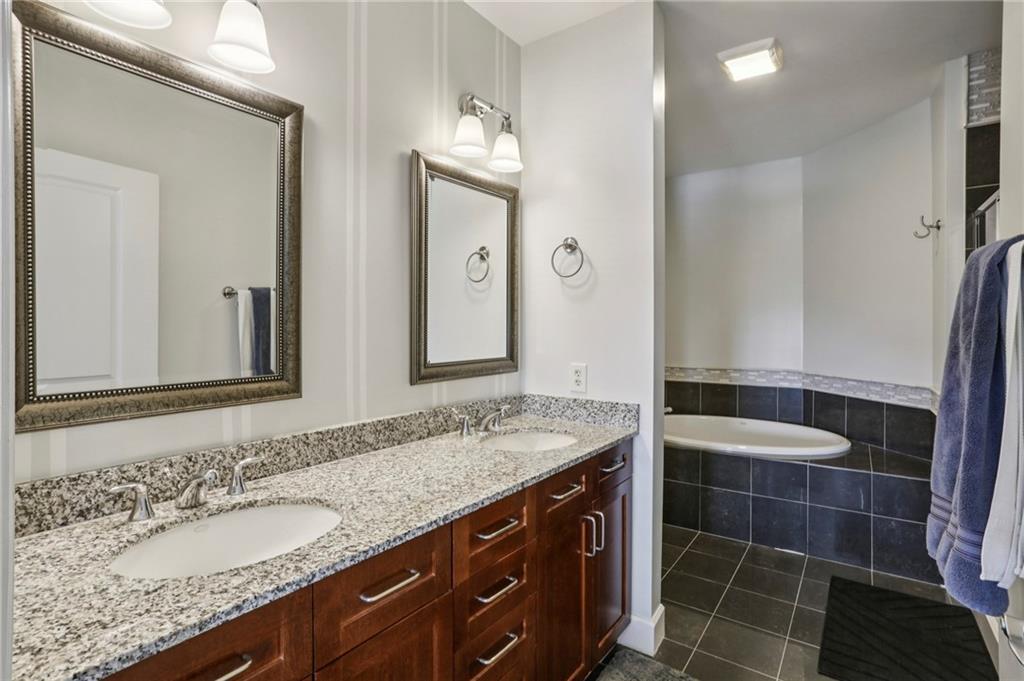 325 E Paces Ferry Road NE Unit 1805