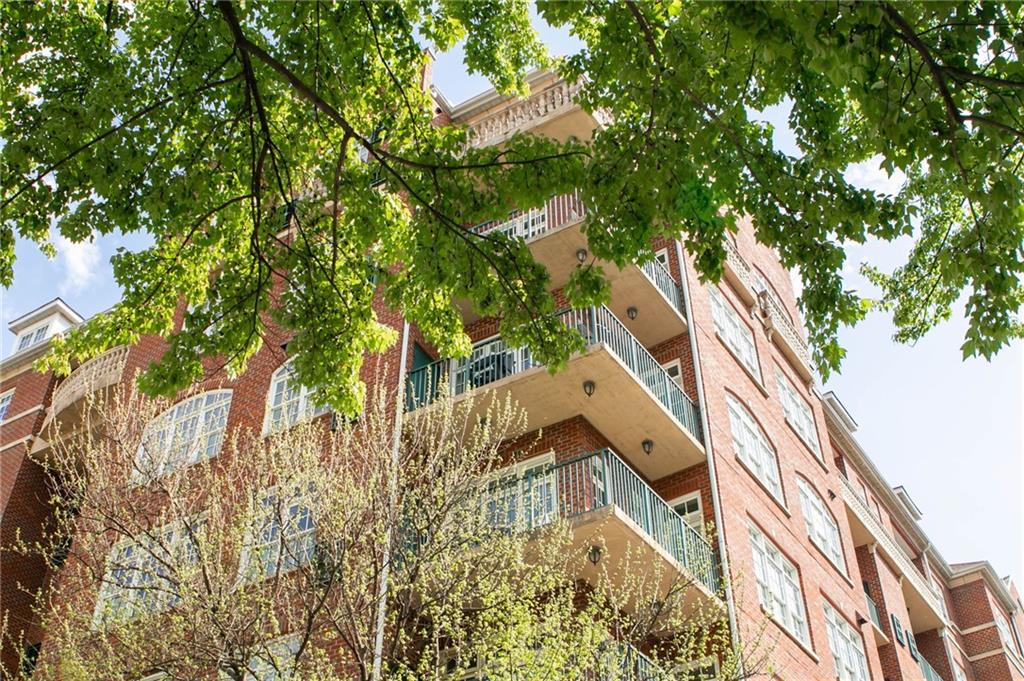 77 Peachtree Place NE Unit 201