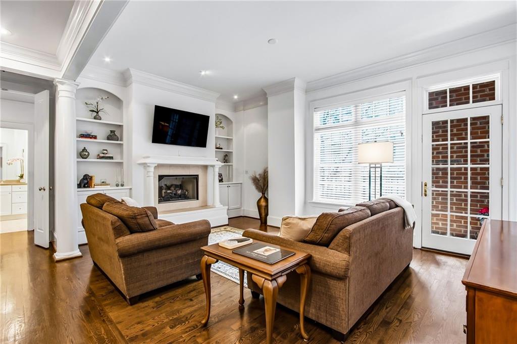 77 Peachtree Place NE Unit 201