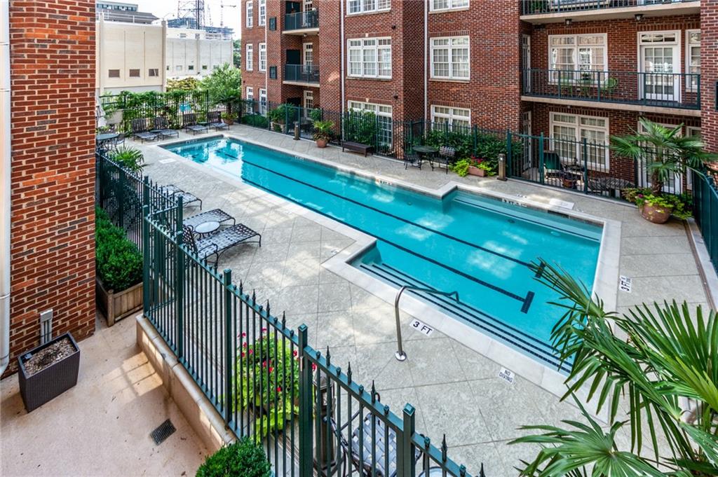 77 Peachtree Place NE Unit 201