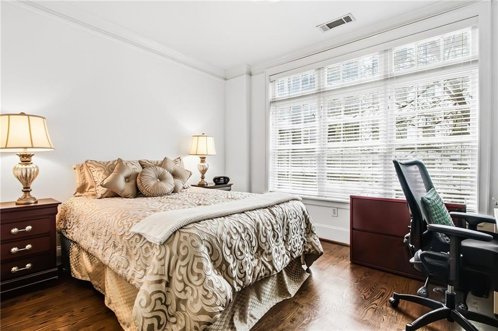 77 Peachtree Place NE Unit 201