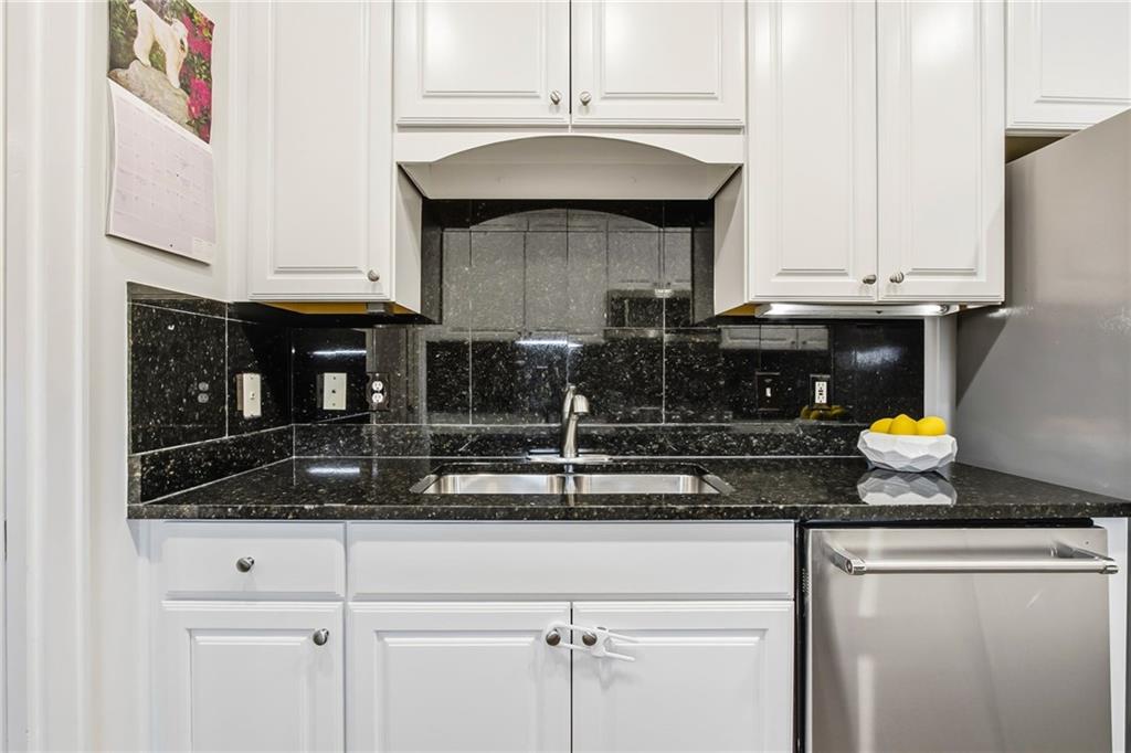 77 Peachtree Place NE Unit 201