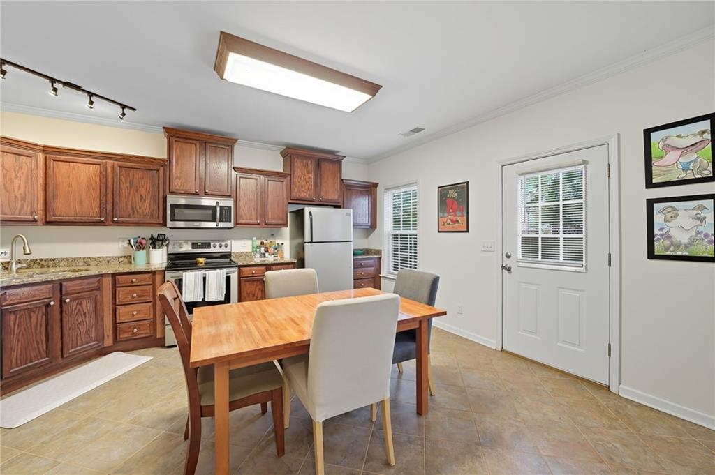 2301 Alexander Farms Court SW