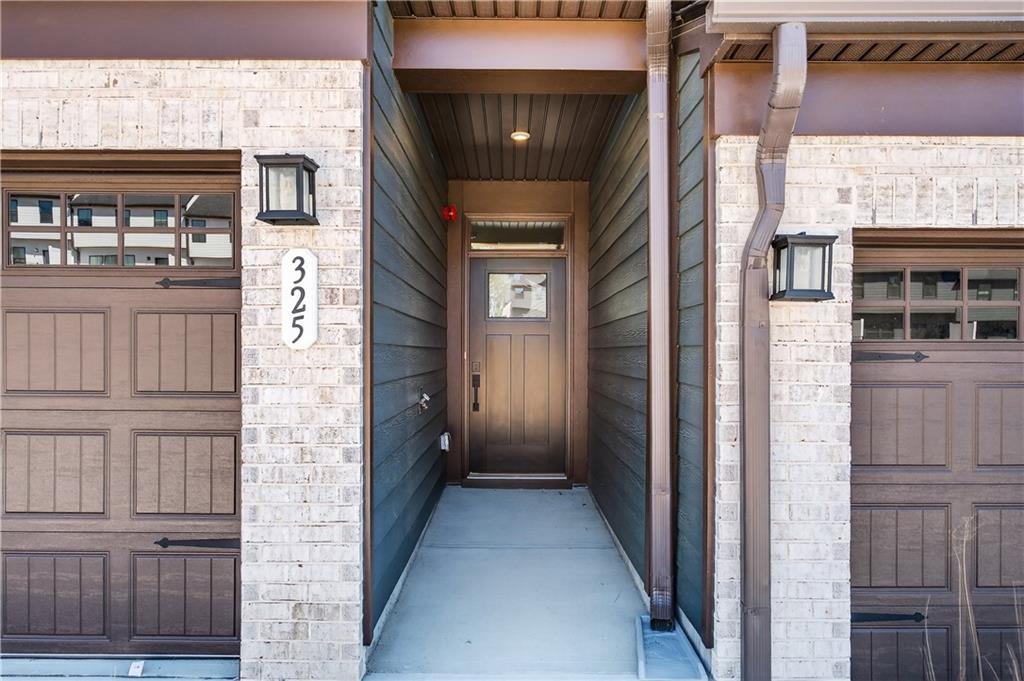 325 Enchanted Court