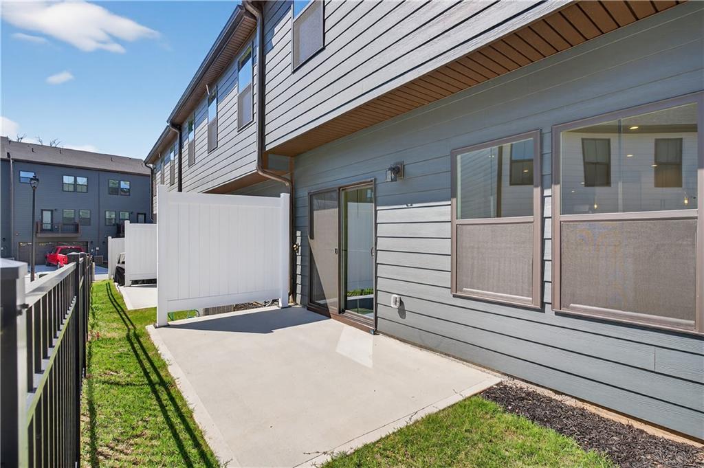 325 Enchanted Court