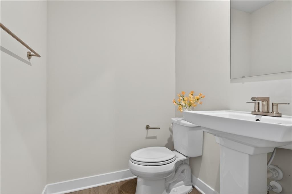 325 Enchanted Court