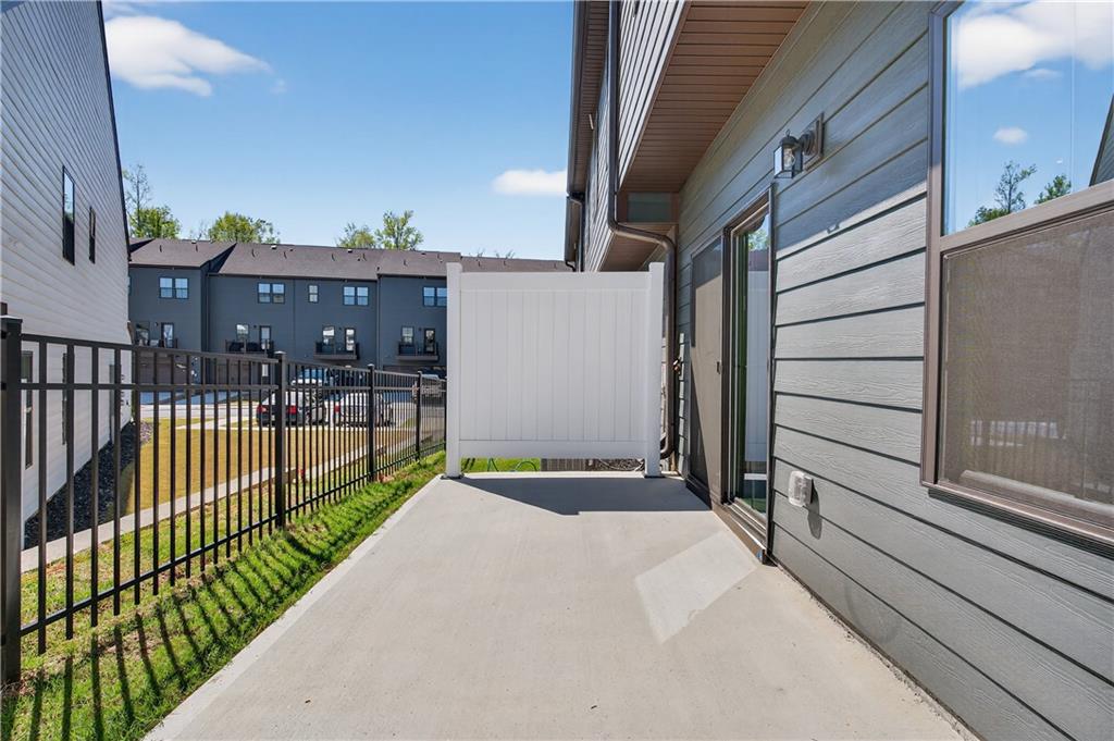 325 Enchanted Court