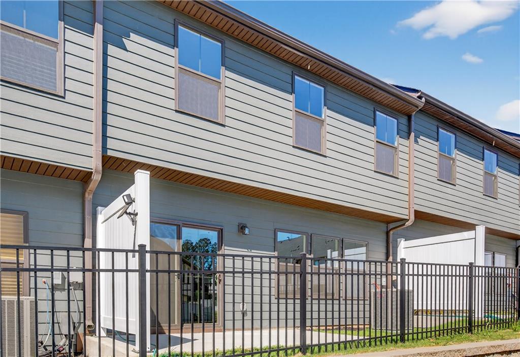 325 Enchanted Court