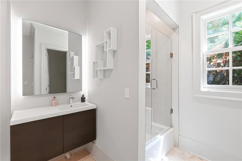 218 Londonberry Road