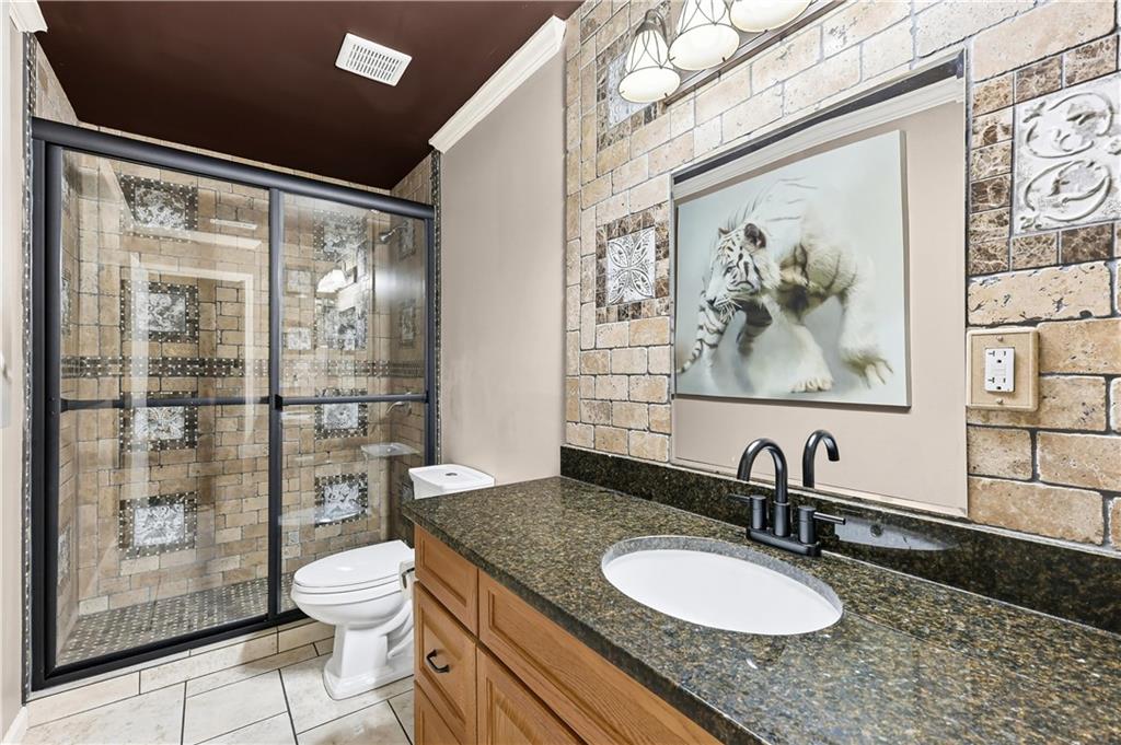 4689 Lantern Court