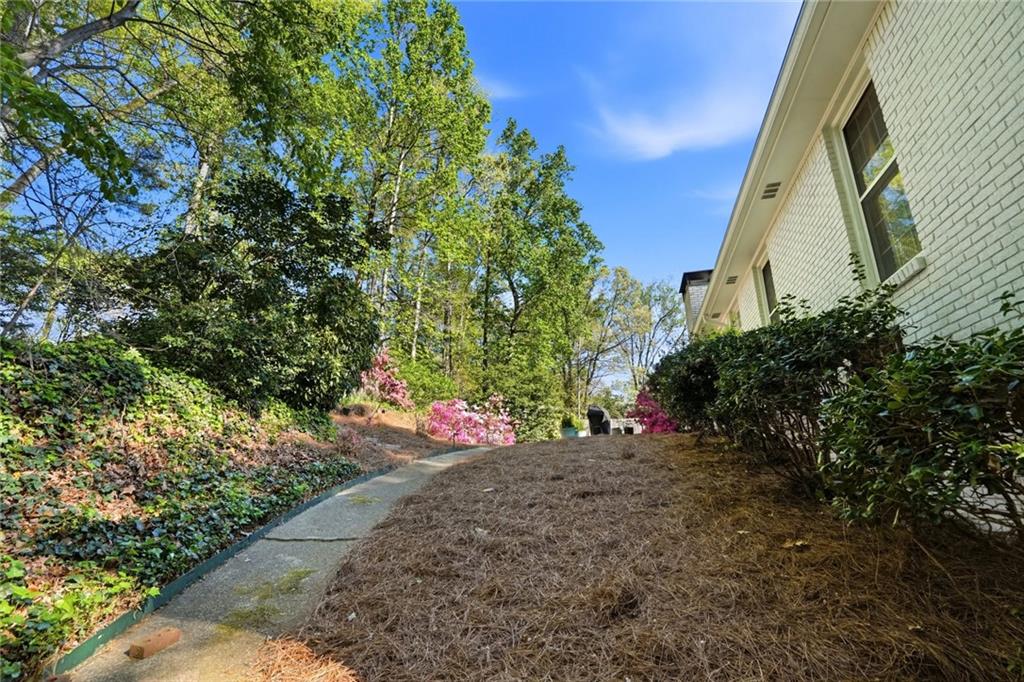 957 Richmond Hill Drive