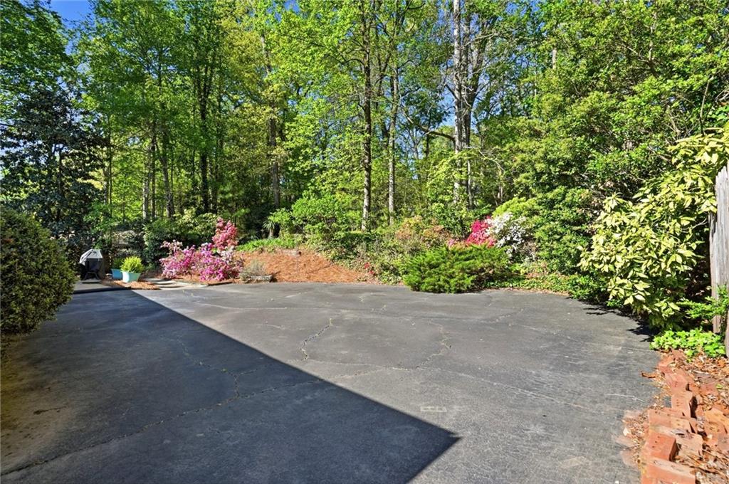 957 Richmond Hill Drive