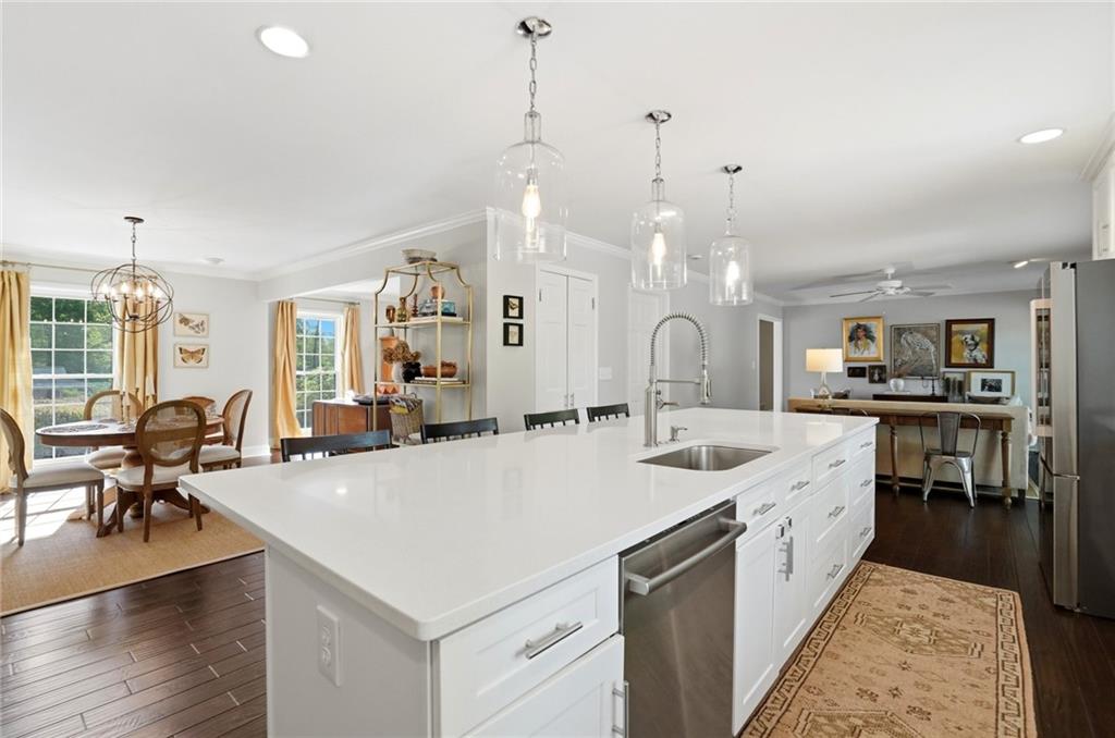 957 Richmond Hill Drive