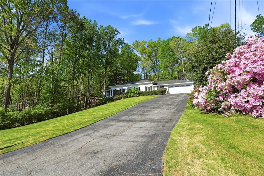 957 Richmond Hill Drive